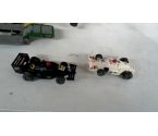 VOITURE PAIRE DE