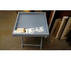 PLATEAU VITRINE SUR PIED AMOVIBLE