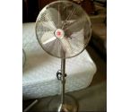 VENTILATOR OP VOET CHROOM