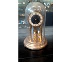 HORLOGE SOUS GLOBE