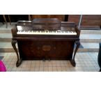 PIANO STIJL ENGELS IN DE STAAT