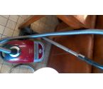 ASPIRATEUR MIELE 2200W + SACS